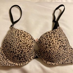 NWT Victoria’s Secret animal print perfect shape bra. 34B.